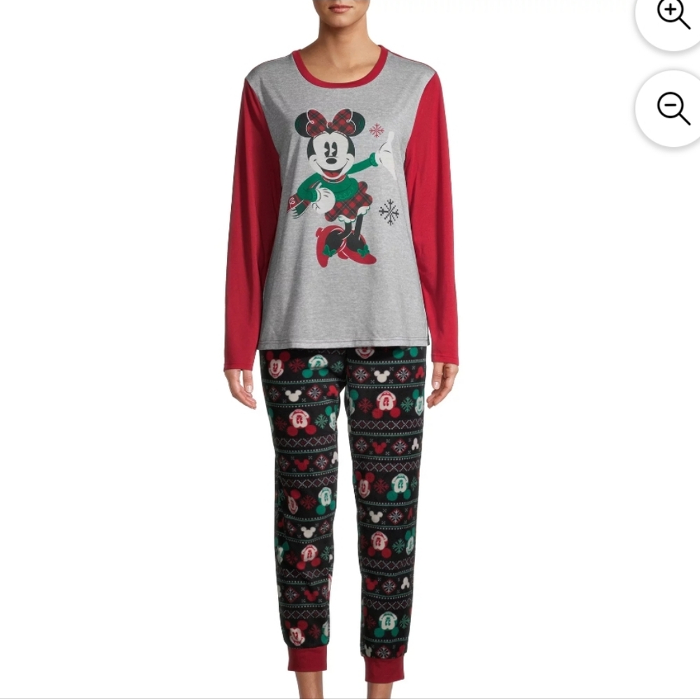 Minnie Mouse holiday pjs